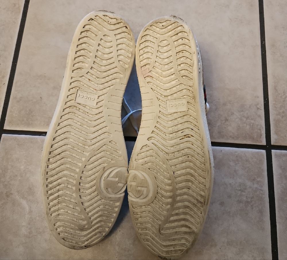 Gucci Tan and White Sneakers Classic Low-Top Design - Picture 3 of 6